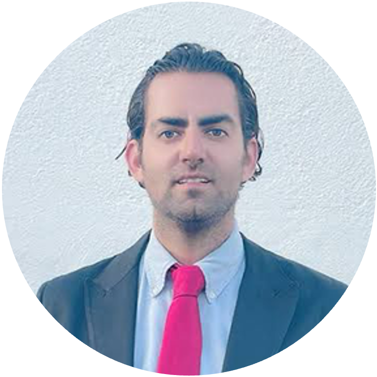 Mtro. Salvador Andrade Ortíz